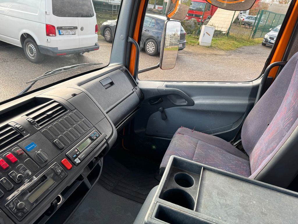 Vrachtwagen hoogwerker, Bedrijfswagen Mercedes-Benz 815 4x2 Hubarbeitsbühne Wumag  170 high 17 m Mercedes-Benz 815 4x2 Hubarbeitsbühne Wumag  170 high 17 m: afbeelding 8