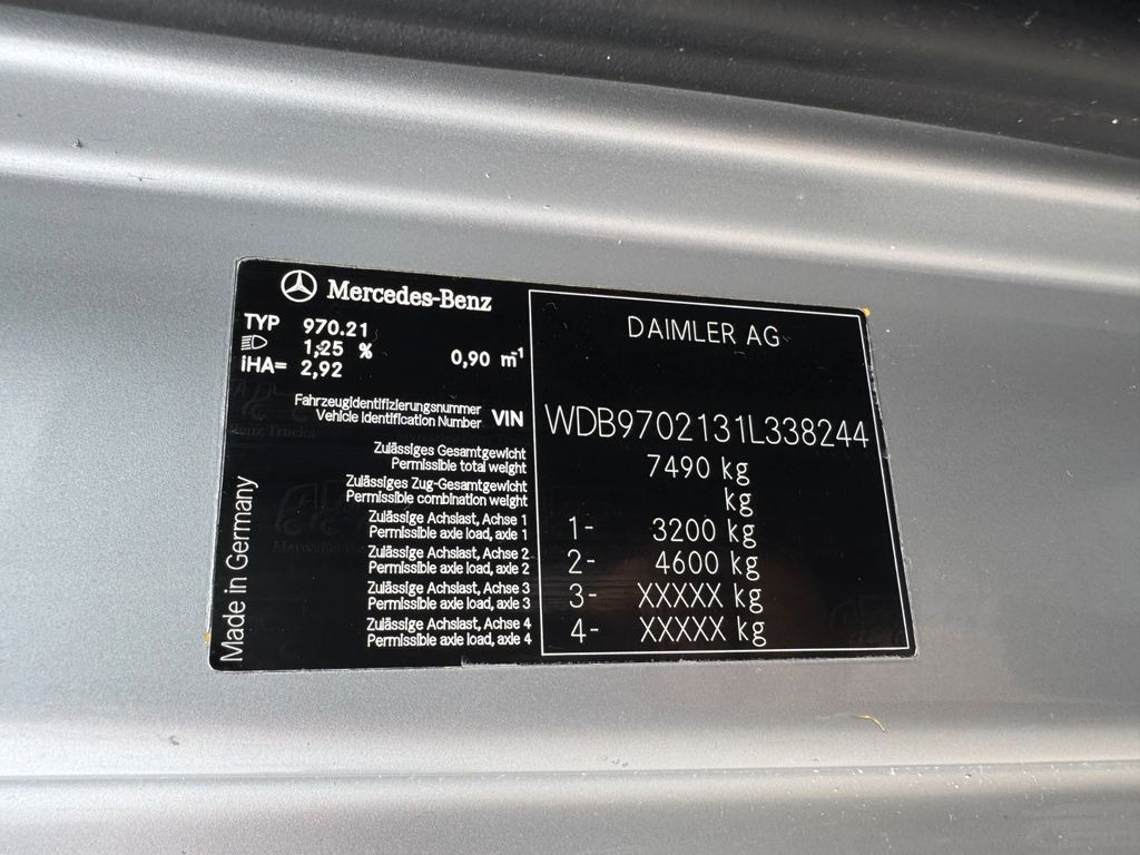 Mercedes-Benz 818 4X2 ROM Toilettenwagen Mercedes-Benz 818 4X2 ROM Toilettenwagen 6 Plätze - Vacuümwagen: afbeelding 2 Mercedes-Benz 818 4X2 ROM Toilettenwagen Mercedes-Benz 818 4X2 ROM Toilettenwagen 6 Plätze - Vacuümwagen: afbeelding 2