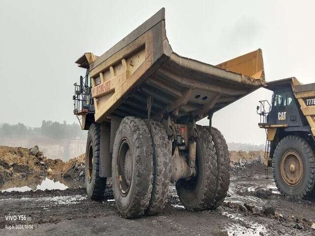 CAT 777E - Zelfrijdende kiepwagen: afbeelding 2 CAT 777E - Zelfrijdende kiepwagen: afbeelding 2