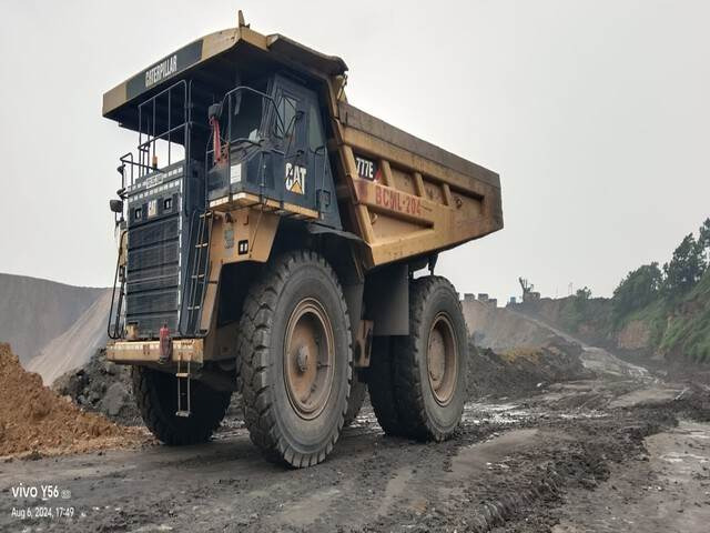 CAT 777E - Zelfrijdende kiepwagen: afbeelding 1 CAT 777E - Zelfrijdende kiepwagen: afbeelding 1