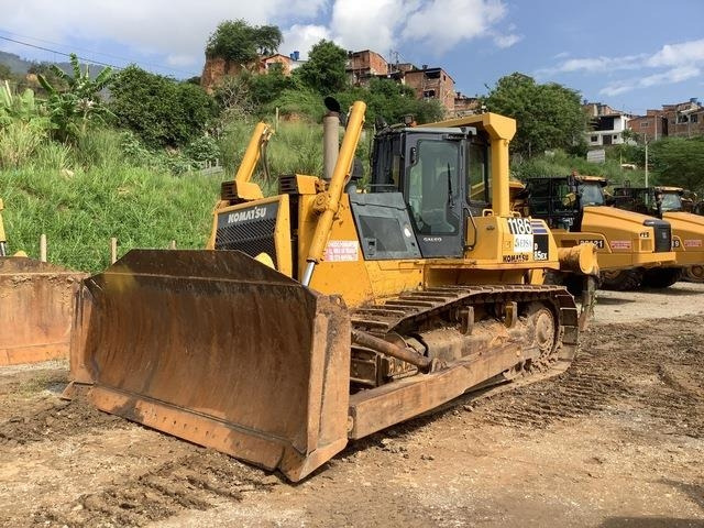 Komatsu D85EX-15 - Bulldozer: afbeelding 1 Komatsu D85EX-15 - Bulldozer: afbeelding 1