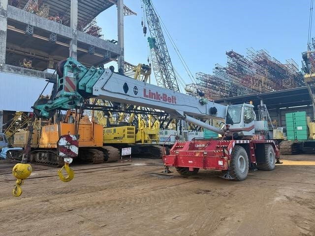 Link-Belt RTC8050-2 - Ruwterreinkraan: afbeelding 1 Link-Belt RTC8050-2 - Ruwterreinkraan: afbeelding 1