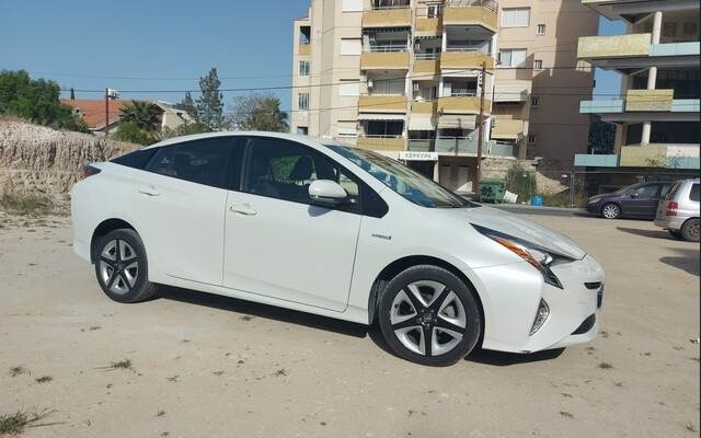 Toyota Prius Hybrid - Personenwagen: afbeelding 4 Toyota Prius Hybrid - Personenwagen: afbeelding 4