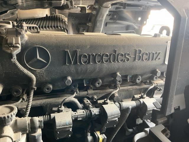 Chassis vrachtwagen Mercedes-Benz Arocs 4240: afbeelding 23