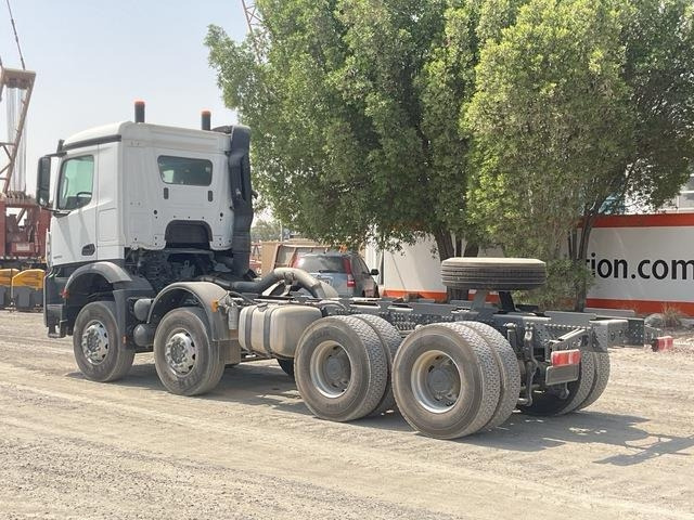Mercedes-Benz Arocs 4240 - Chassis vrachtwagen: afbeelding 2 Mercedes-Benz Arocs 4240 - Chassis vrachtwagen: afbeelding 2