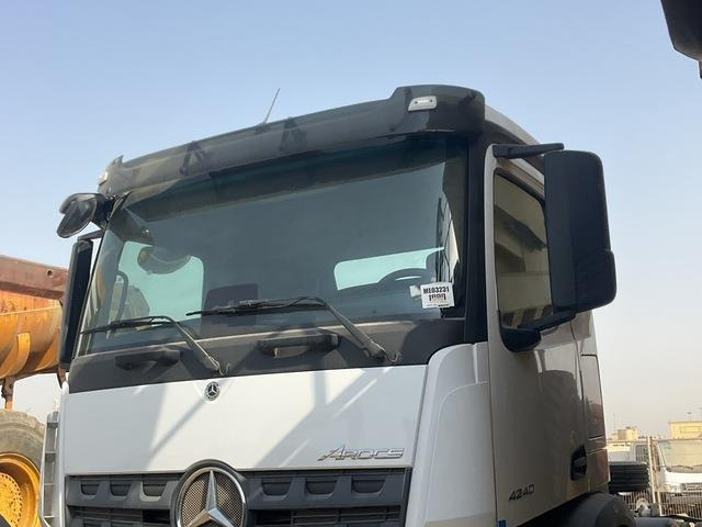 Chassis vrachtwagen Mercedes-Benz Arocs 4240: afbeelding 12