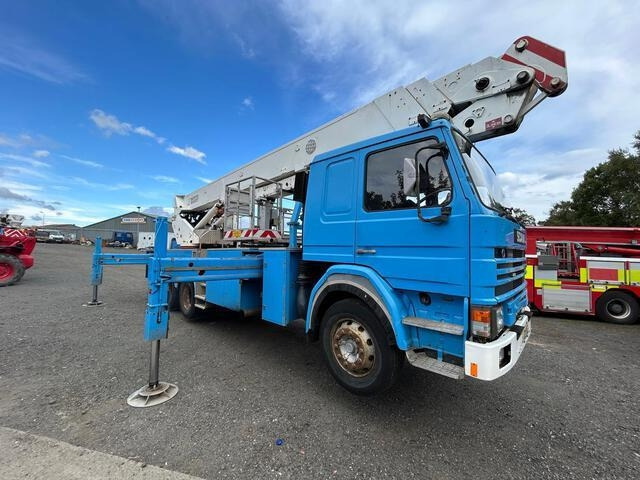 Scania P113ML - Vrachtwagen hoogwerker: afbeelding 4 Scania P113ML - Vrachtwagen hoogwerker: afbeelding 4
