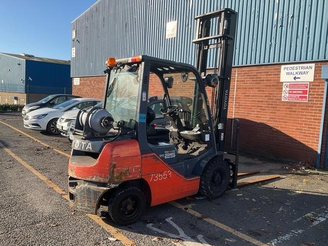 Toyota 02-8FGF25 - Heftruck: afbeelding 3 Toyota 02-8FGF25 - Heftruck: afbeelding 3