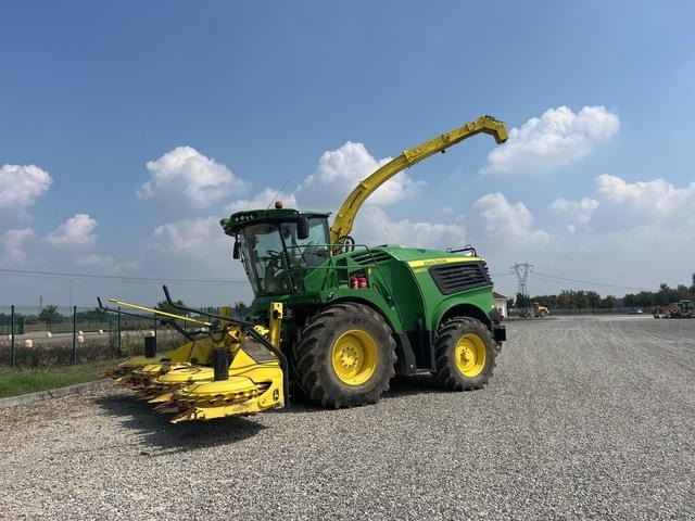 John Deere 9800 - Hakselaar: afbeelding 1 John Deere 9800 - Hakselaar: afbeelding 1