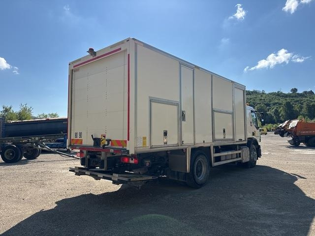 Renault C380 - Gemeentelijke machine/ Speciaal: afbeelding 4 Renault C380 - Gemeentelijke machine/ Speciaal: afbeelding 4