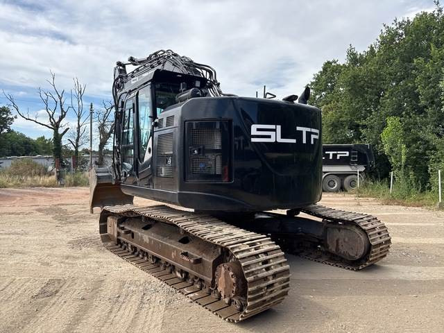 Hitachi ZX225USLC-6 - Rupsgraafmachine: afbeelding 3 Hitachi ZX225USLC-6 - Rupsgraafmachine: afbeelding 3