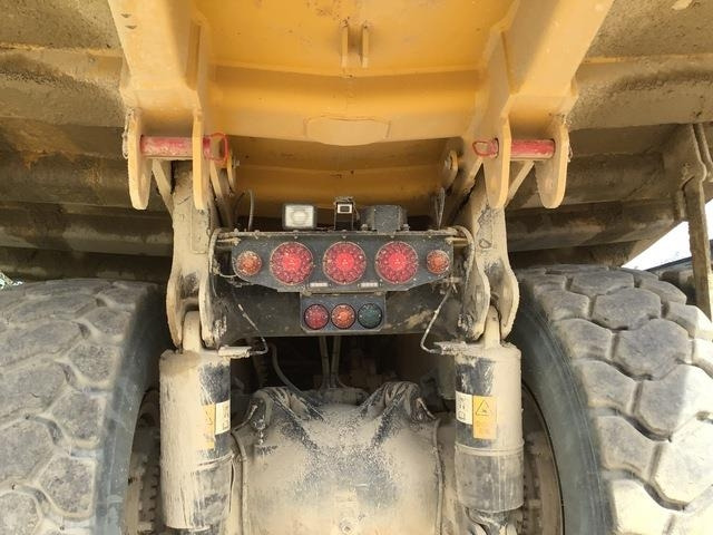 Zelfrijdende kiepwagen Komatsu HD465-8EO: afbeelding 24