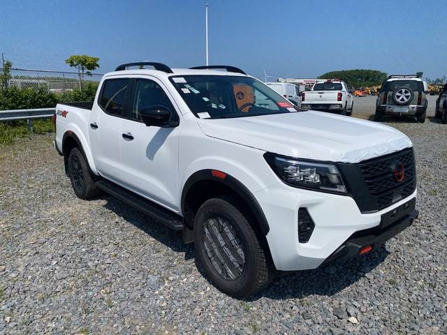 Nissan Navara - Bedrijfswagen: afbeelding 4 Nissan Navara - Bedrijfswagen: afbeelding 4