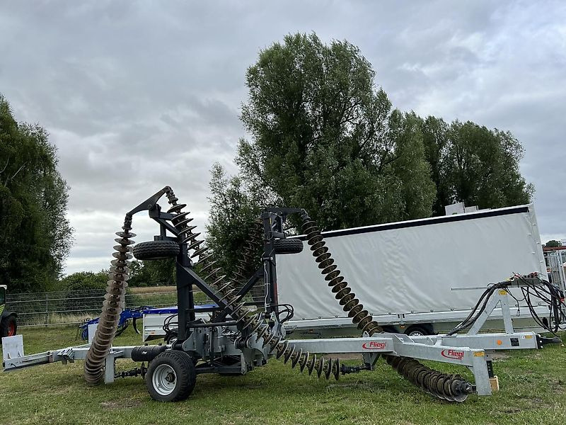 Fliegl KSE 680 Kettenscheibenegge - Schijveneg: afbeelding 1 Fliegl KSE 680 Kettenscheibenegge - Schijveneg: afbeelding 1