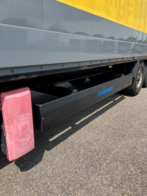 KRONE SD Dryliner - Gesloten aanhangwagen: afbeelding 5 KRONE SD Dryliner - Gesloten aanhangwagen: afbeelding 5