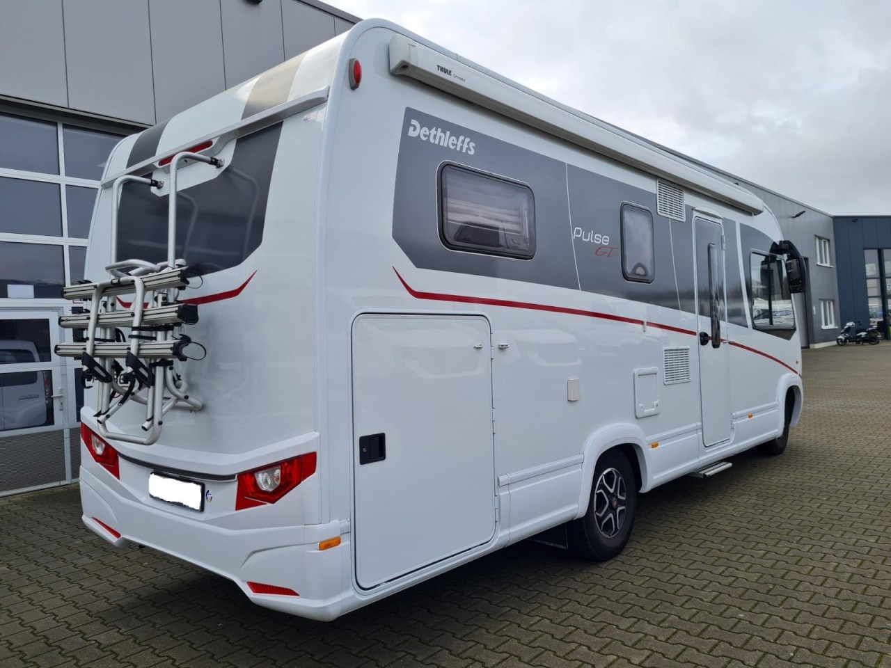 Dethleffs Pulse GT 7051 DBM GT*Markise* Winterpaket - Integraal camper: afbeelding 4 Dethleffs Pulse GT 7051 DBM GT*Markise* Winterpaket - Integraal camper: afbeelding 4