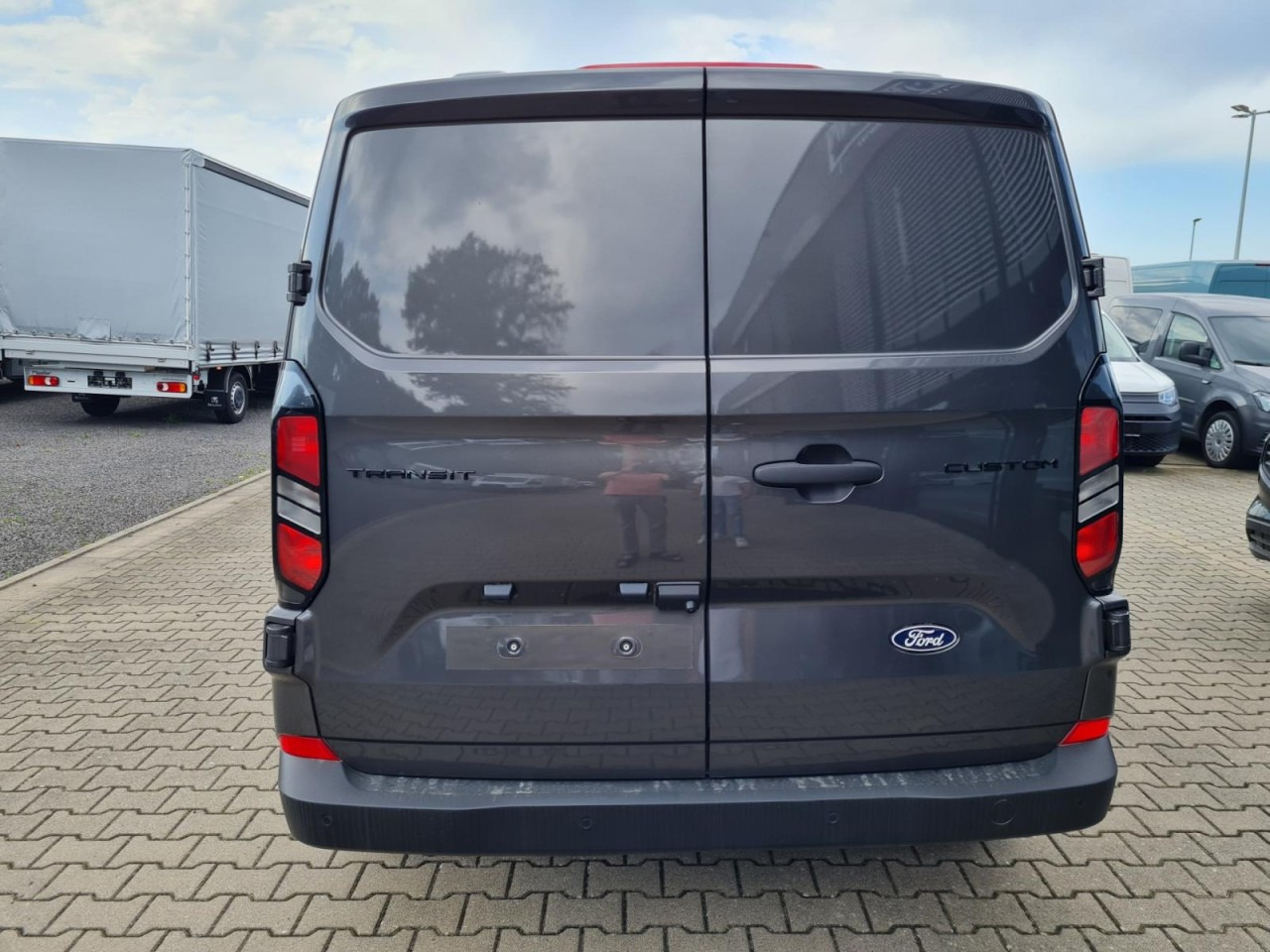 Ford Custom Kasten 320 L2 Trend Doka 5-Sitze KAMERA TEMPO - Kleine bestelwagen, Bestelwagen met dubbele cabine: afbeelding 5 Ford Custom Kasten 320 L2 Trend Doka 5-Sitze KAMERA TEMPO - Kleine bestelwagen, Bestelwagen met dubbele cabine: afbeelding 5
