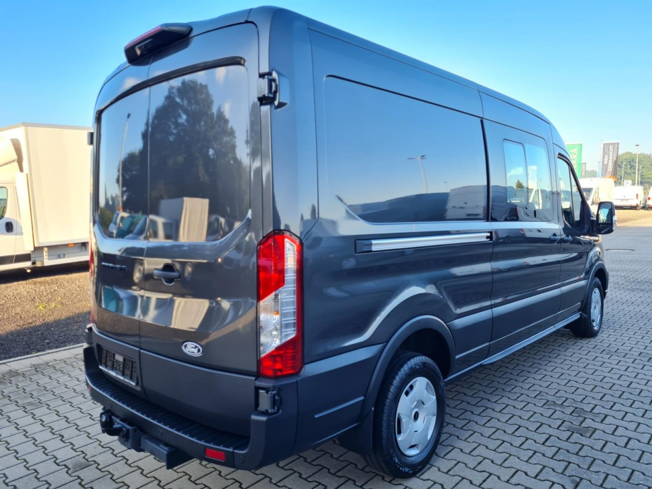 Ford Transit 3,5t Kasten Doka TDCi L3 Trend AHK Kamera - Gesloten bestelwagen, Bestelwagen met dubbele cabine: afbeelding 4 Ford Transit 3,5t Kasten Doka TDCi L3 Trend AHK Kamera - Gesloten bestelwagen, Bestelwagen met dubbele cabine: afbeelding 4