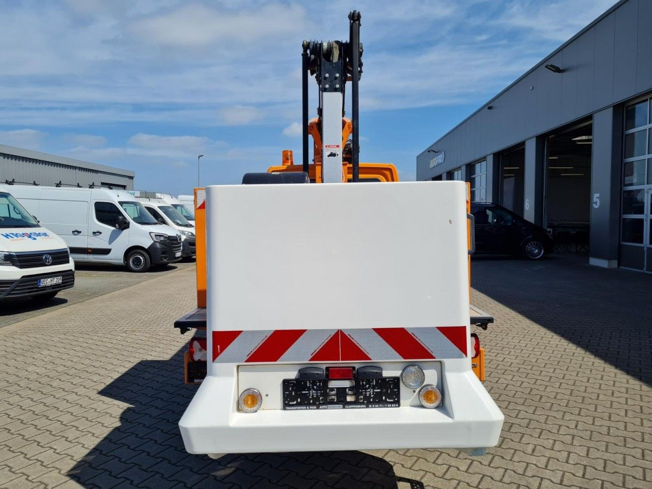 Mercedes-Benz Sprinter 316 CDI Hubarbeitsbühne 12m Korb isolie - Vrachtwagen hoogwerker: afbeelding 5 Mercedes-Benz Sprinter 316 CDI Hubarbeitsbühne 12m Korb isolie - Vrachtwagen hoogwerker: afbeelding 5