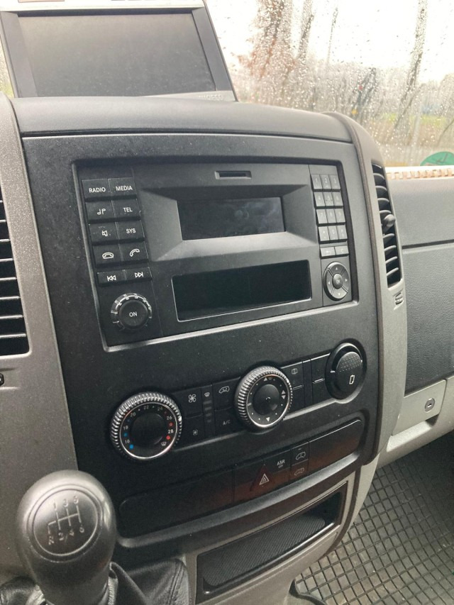 Mercedes-Benz Sprinter 316 CDI Kasten Hubarbeitsbühne KLIMA - Vrachtwagen hoogwerker: afbeelding 5 Mercedes-Benz Sprinter 316 CDI Kasten Hubarbeitsbühne KLIMA - Vrachtwagen hoogwerker: afbeelding 5