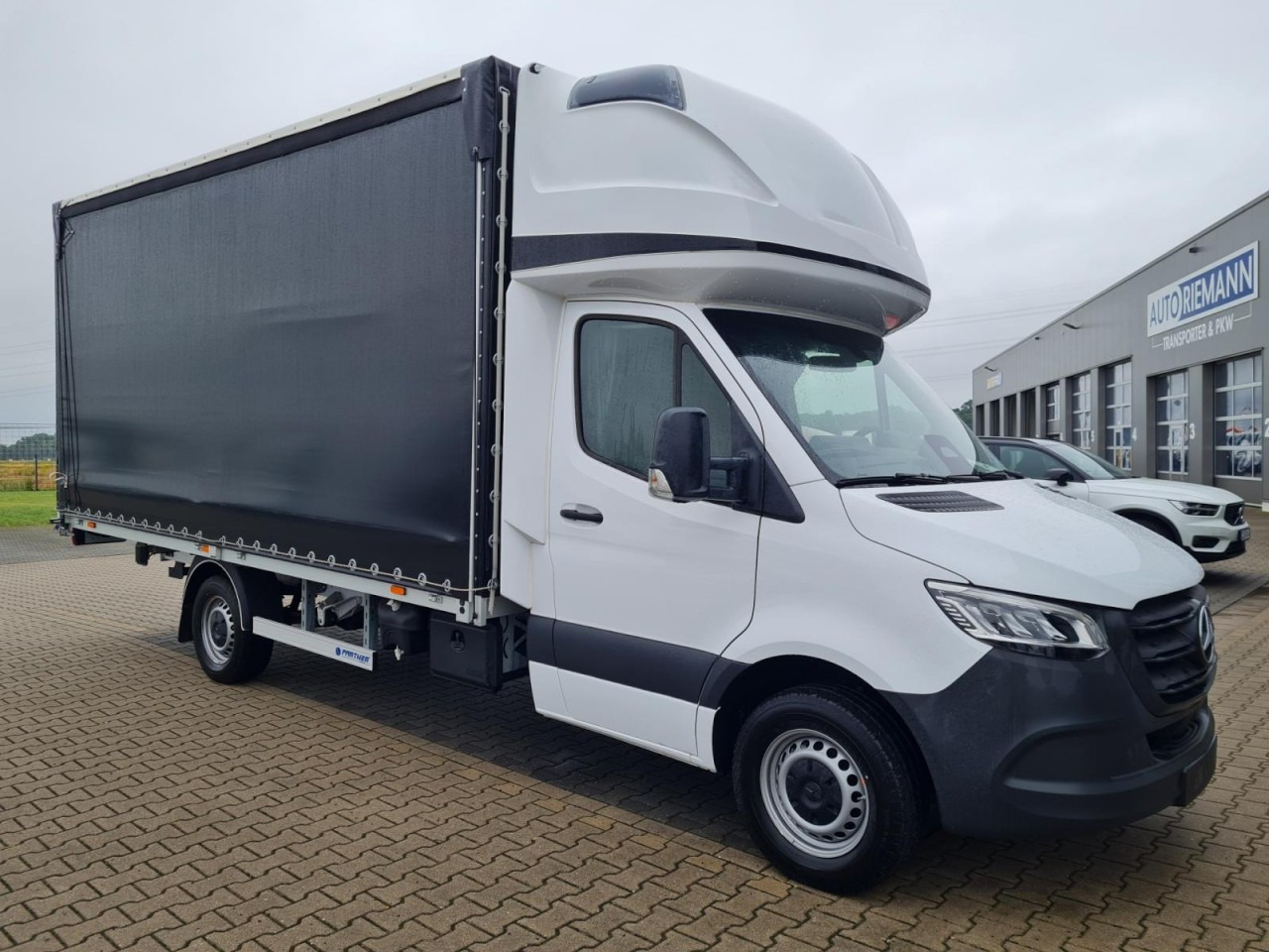 Mercedes-Benz Sprinter 317 AG Schiebe Plane Schlafkab 10 Pal AHK - Huifzeil bedrijfswagen: afbeelding 3 Mercedes-Benz Sprinter 317 AG Schiebe Plane Schlafkab 10 Pal AHK - Huifzeil bedrijfswagen: afbeelding 3