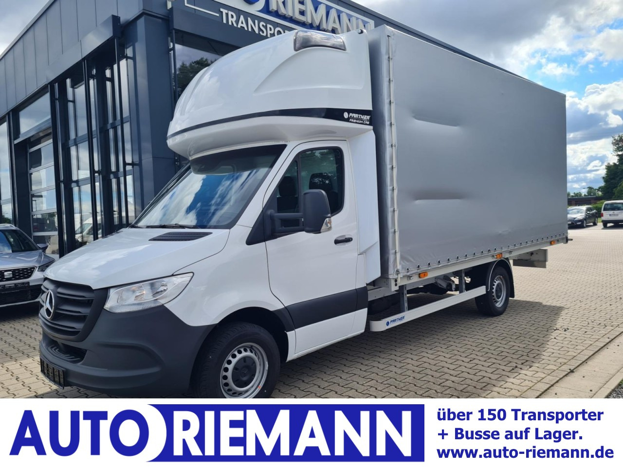 Mercedes-Benz Sprinter 317 Pritsche Plane Schlafkab RWD 10 Pal - Huifzeil bedrijfswagen: afbeelding 1 Mercedes-Benz Sprinter 317 Pritsche Plane Schlafkab RWD 10 Pal - Huifzeil bedrijfswagen: afbeelding 1