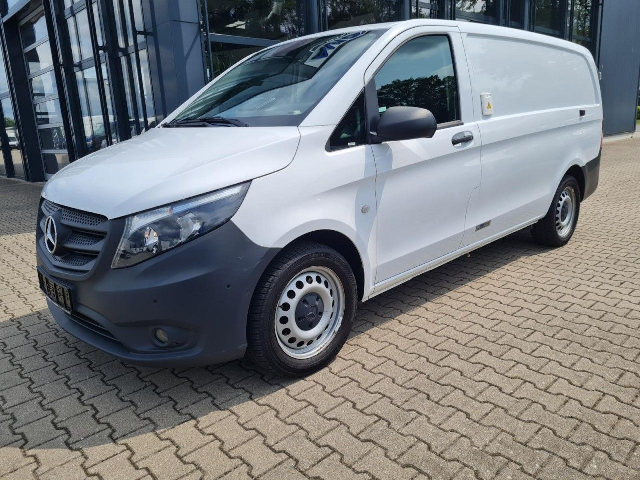 Mercedes-Benz Vito 116 Cdi Kühlkasten lang Stand/Fahrkühl HEIZ - Koelwagen: afbeelding 2 Mercedes-Benz Vito 116 Cdi Kühlkasten lang Stand/Fahrkühl HEIZ - Koelwagen: afbeelding 2