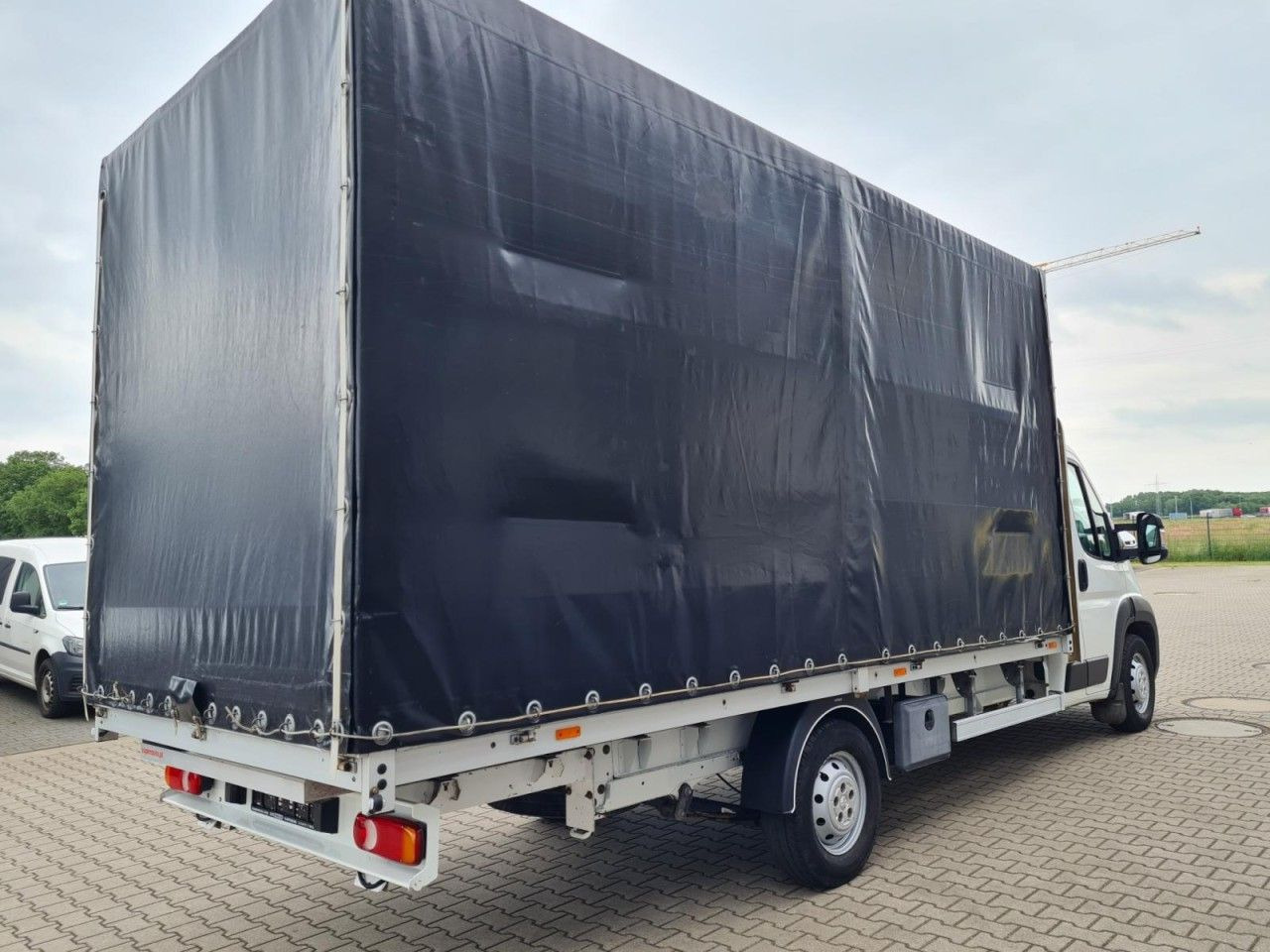 Peugeot Boxer 3.5t Pritsche Plane lang L4 ERGO KLIMA 10 - Huifzeil bedrijfswagen: afbeelding 5 Peugeot Boxer 3.5t Pritsche Plane lang L4 ERGO KLIMA 10 - Huifzeil bedrijfswagen: afbeelding 5