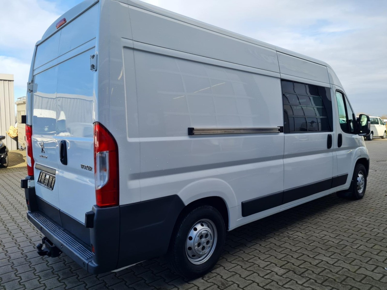 Peugeot Boxer Kasten L3H2 Doka 6-Sitze AHK KLIMA PDC - Kleine bestelwagen, Bestelwagen met dubbele cabine: afbeelding 5 Peugeot Boxer Kasten L3H2 Doka 6-Sitze AHK KLIMA PDC - Kleine bestelwagen, Bestelwagen met dubbele cabine: afbeelding 5