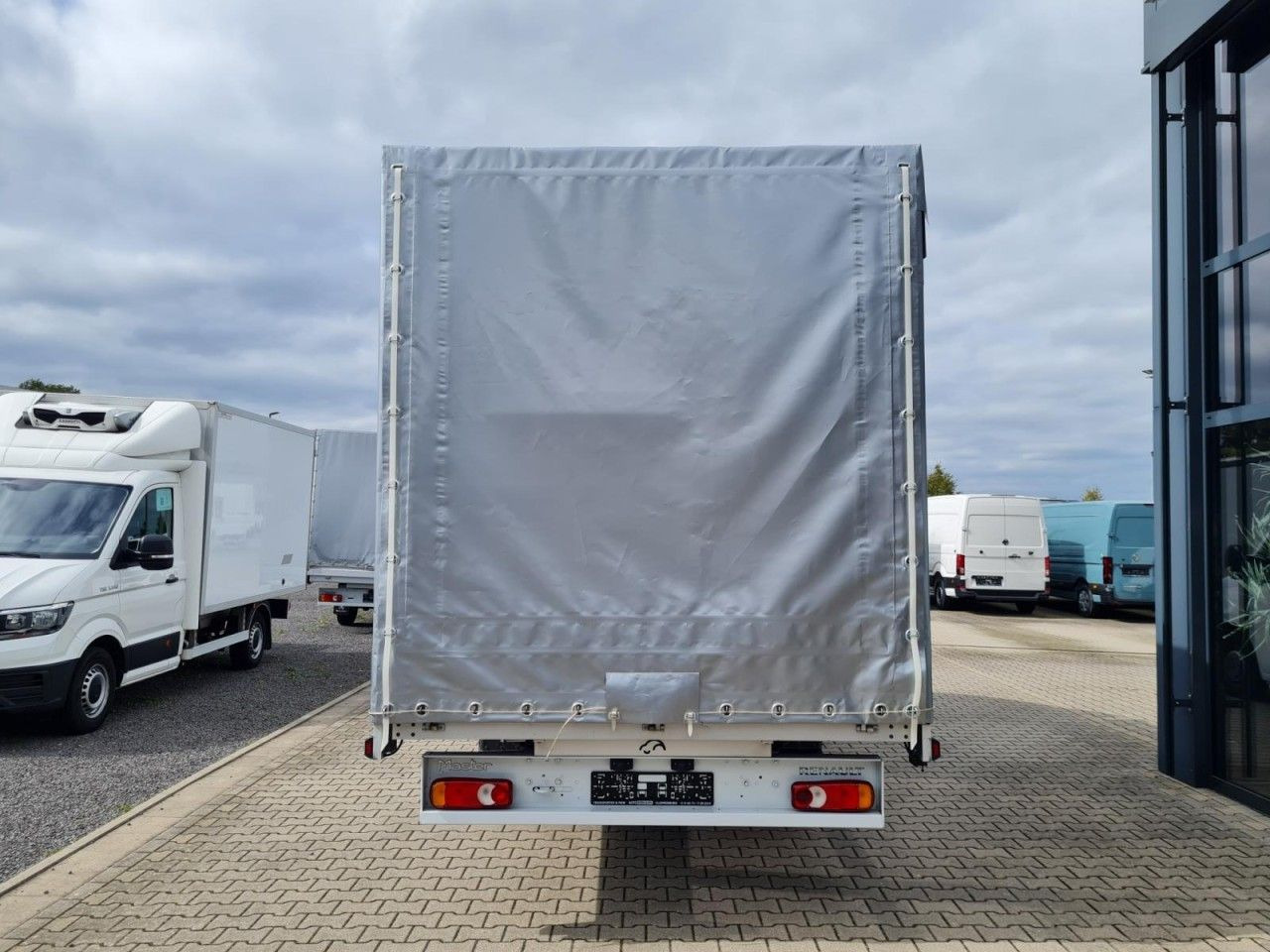 Huifzeil bedrijfswagen Renault Master 3,5t Pritsche Plane Schlafkab. dCi 165 KL: afbeelding 6