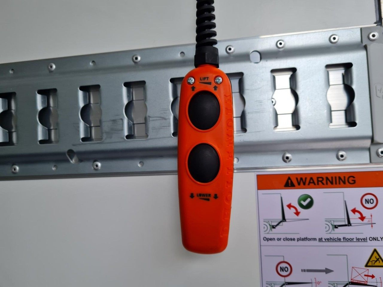 Bestelwagen gesloten laadbak Renault Master 35 New Möbel Koffer LBW KAMERA LUFTFEDERU: afbeelding 22