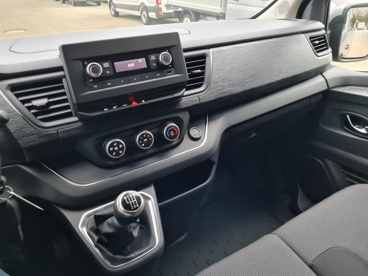 Leasing  Renault Trafic Kombi 9-Sitze L2 Grand Equilibre KLIMA TE Renault Trafic Kombi 9-Sitze L2 Grand Equilibre KLIMA TE: afbeelding 11