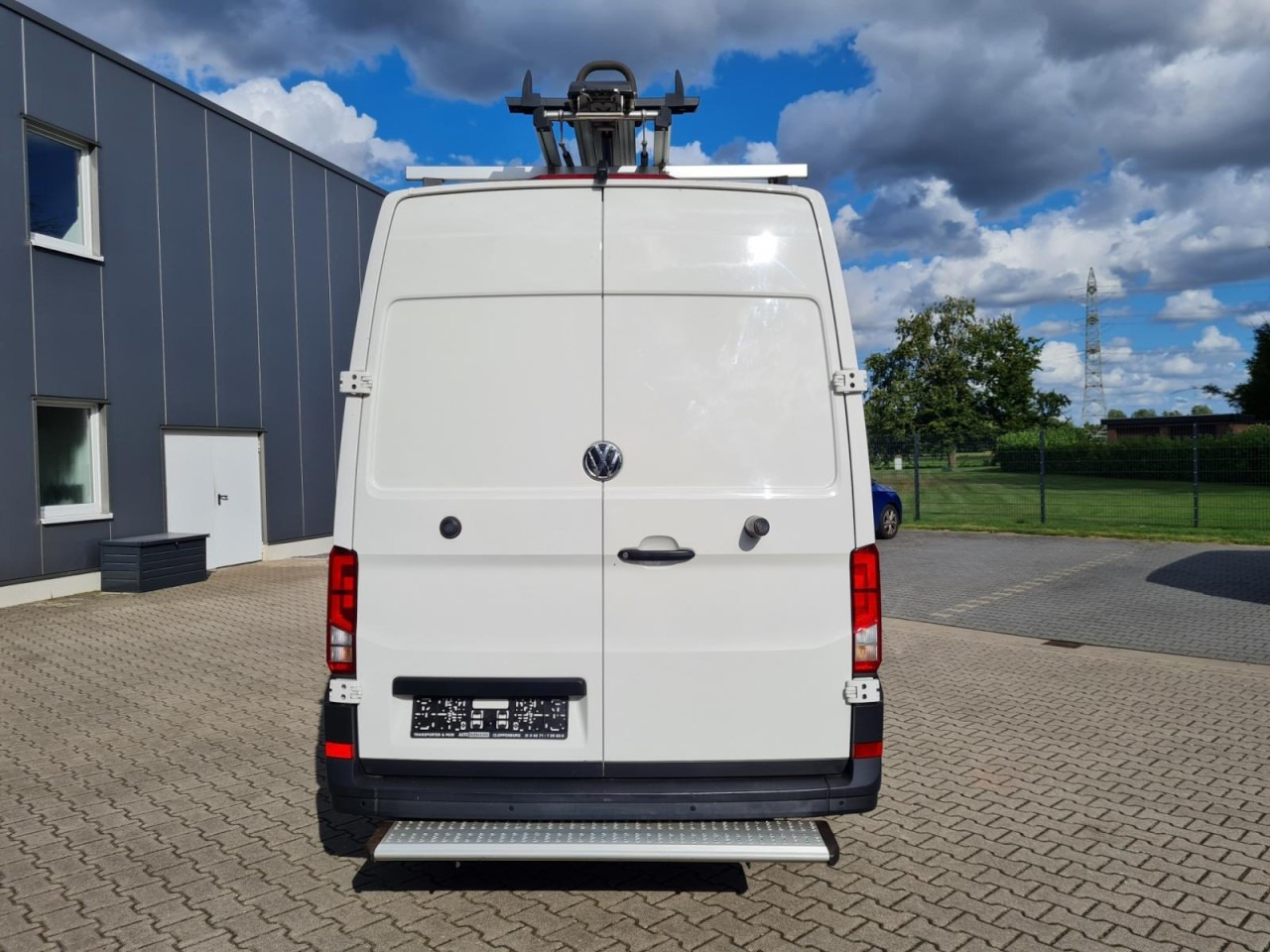 Volkswagen Crafter 35 Kasten L3H2 KAMERA KLIMA NAVI REGALE - Gesloten bestelwagen: afbeelding 5 Volkswagen Crafter 35 Kasten L3H2 KAMERA KLIMA NAVI REGALE - Gesloten bestelwagen: afbeelding 5