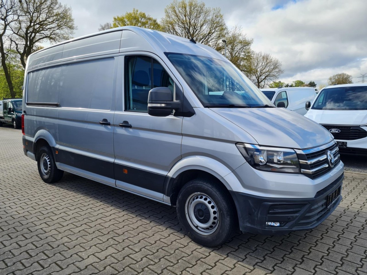 Volkswagen Crafter 35 Kasten TDI MR hoch NAVI KLIMA TEMPOMAT - Gesloten bestelwagen: afbeelding 3 Volkswagen Crafter 35 Kasten TDI MR hoch NAVI KLIMA TEMPOMAT - Gesloten bestelwagen: afbeelding 3