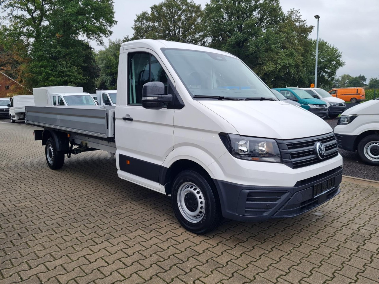 Volkswagen Crafter 35 Pritsche TDI Pritsche L4 KLIMA TEMPOMAT - Bestelwagen met open laadbak: afbeelding 3 Volkswagen Crafter 35 Pritsche TDI Pritsche L4 KLIMA TEMPOMAT - Bestelwagen met open laadbak: afbeelding 3