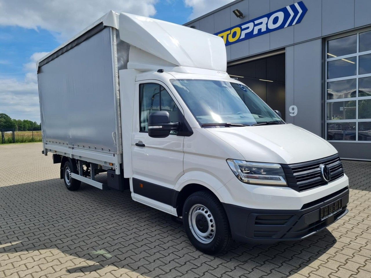 Volkswagen Crafter 35 TDI Pritsche Schiebe Plane LED TEMPOM - Huifzeil bedrijfswagen: afbeelding 3 Volkswagen Crafter 35 TDI Pritsche Schiebe Plane LED TEMPOM - Huifzeil bedrijfswagen: afbeelding 3