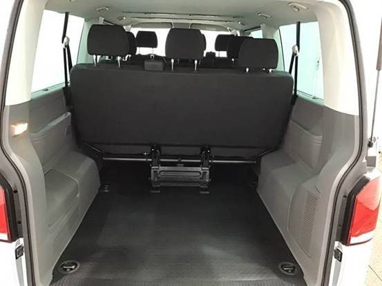 Volkswagen T6.1 Caravelle TDI lang 9 Sitzer 2 Schiebetüren Trendl. - Minibus, Personenvervoer: afbeelding 4 Volkswagen T6.1 Caravelle TDI lang 9 Sitzer 2 Schiebetüren Trendl. - Minibus, Personenvervoer: afbeelding 4