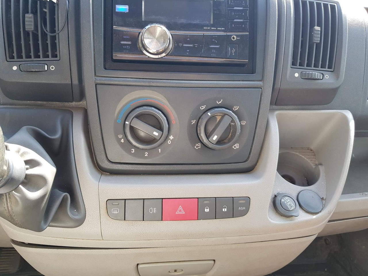 Kleine bestelwagen Fiat Ducato 120 MULTIJET *Radio*AHK*: afbeelding 17 Kleine bestelwagen Fiat Ducato 120 MULTIJET *Radio*AHK*: afbeelding 17