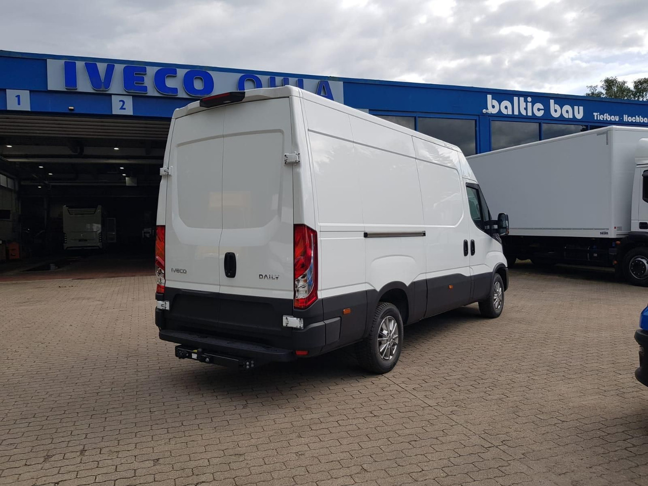 Gesloten bestelwagen Iveco 35S18HA8V *AHK*RADIO*KAMERA*KLIMA*: afbeelding 8