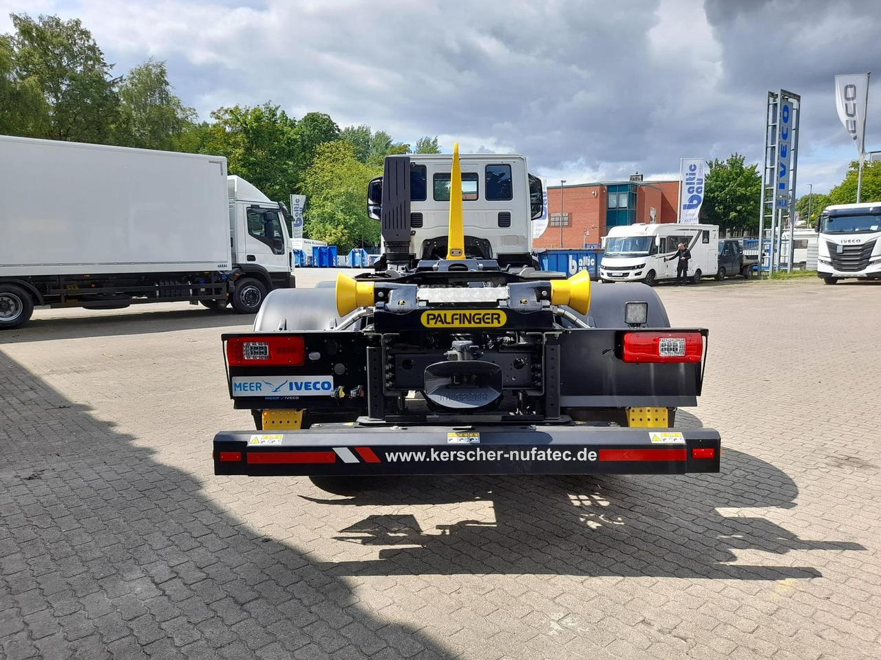 Iveco AD280X46Y/PS ON PALFINGER Lenk Lift - Haakarmsysteem vrachtwagen: afbeelding 4 Iveco AD280X46Y/PS ON PALFINGER Lenk Lift - Haakarmsysteem vrachtwagen: afbeelding 4
