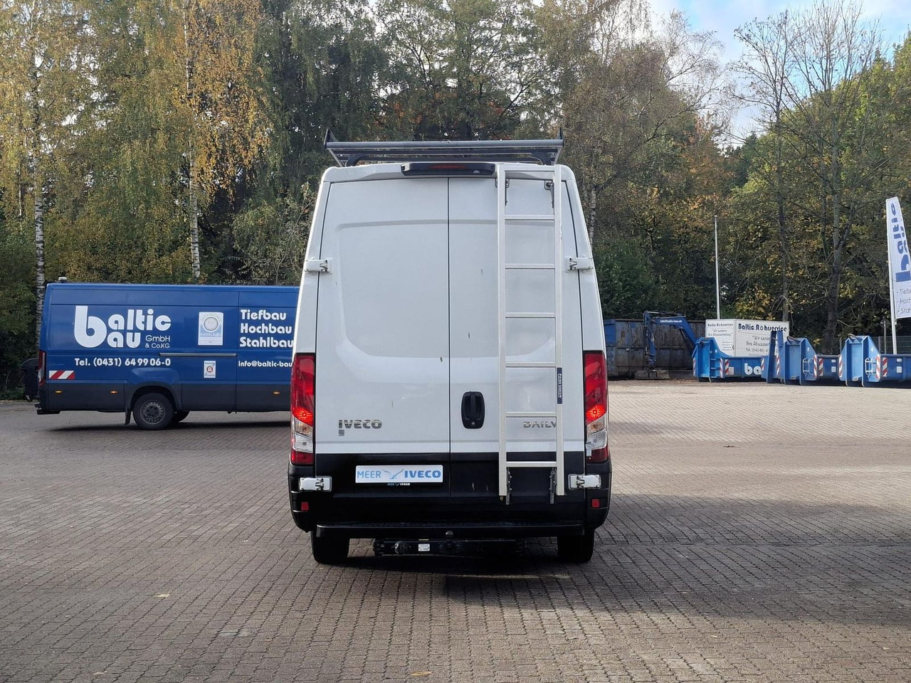 Iveco Daily 35S14EV Radio*Kamera*Regal*AHK*Dachgepäck - Gesloten bestelwagen: afbeelding 4 Iveco Daily 35S14EV Radio*Kamera*Regal*AHK*Dachgepäck - Gesloten bestelwagen: afbeelding 4