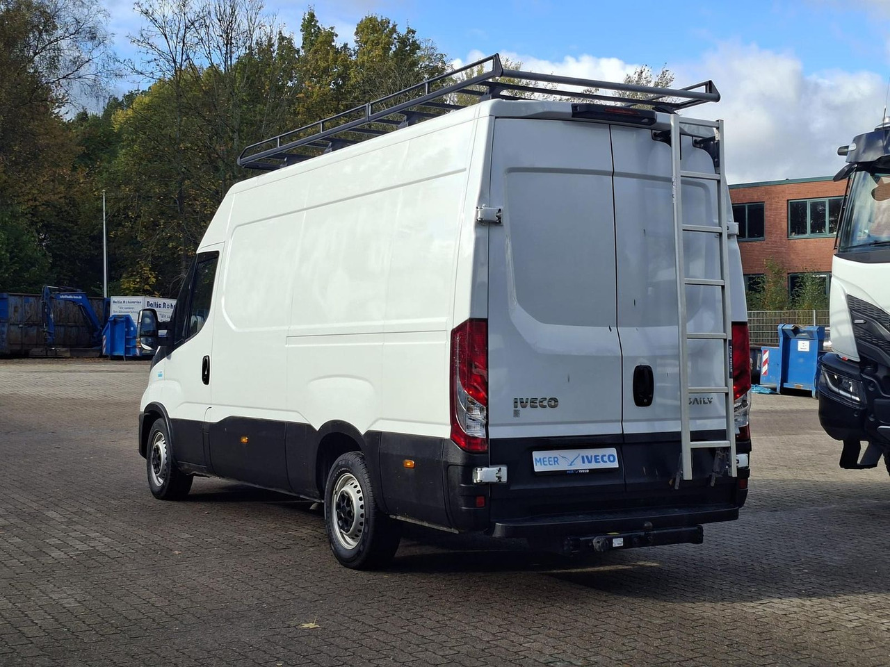 Iveco Daily 35S14EV Radio*Kamera*Regal*AHK*Dachgepäck - Gesloten bestelwagen: afbeelding 3 Iveco Daily 35S14EV Radio*Kamera*Regal*AHK*Dachgepäck - Gesloten bestelwagen: afbeelding 3