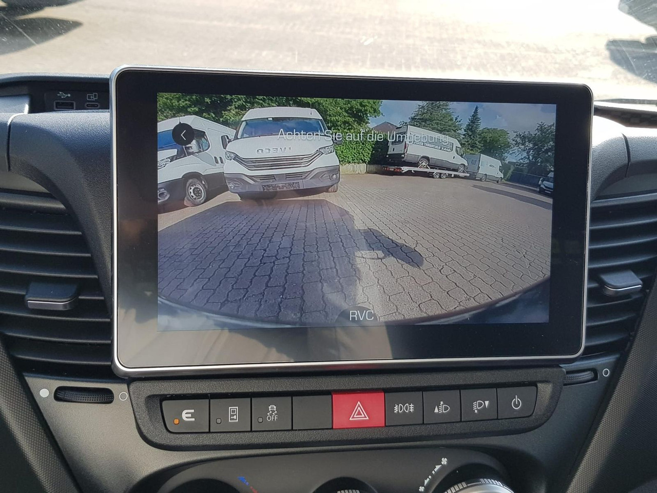 Bestelwagen met open laadbak Iveco Daily 35S14HA8 Pritsche AHK 100 kW (136 PS),...: afbeelding 16 Bestelwagen met open laadbak Iveco Daily 35S14HA8 Pritsche AHK 100 kW (136 PS),...: afbeelding 16