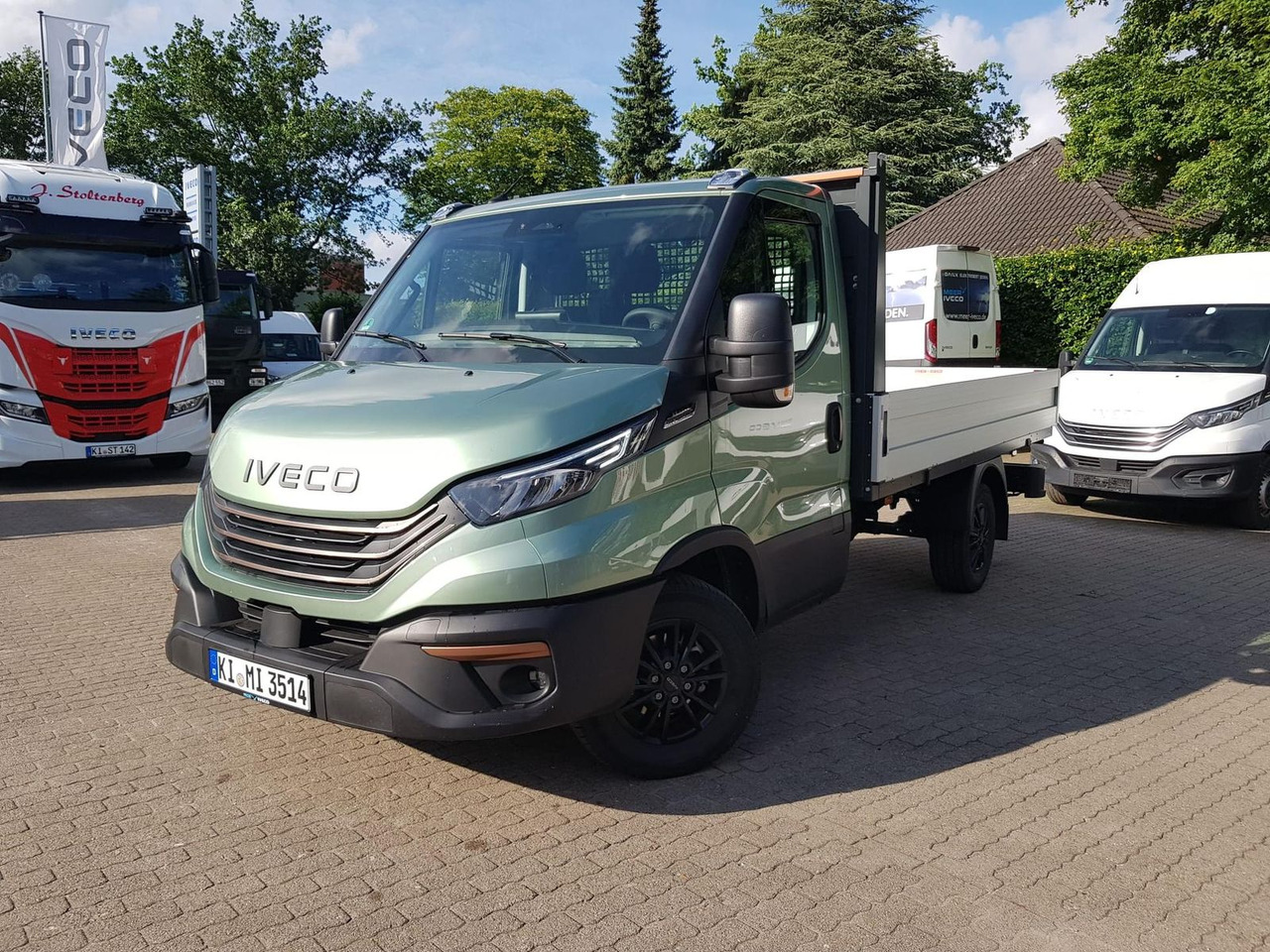 Iveco Daily 35S14HA8 Pritsche AHK 100 kW (136 PS),... - Bestelwagen met open laadbak: afbeelding 1 Iveco Daily 35S14HA8 Pritsche AHK 100 kW (136 PS),... - Bestelwagen met open laadbak: afbeelding 1