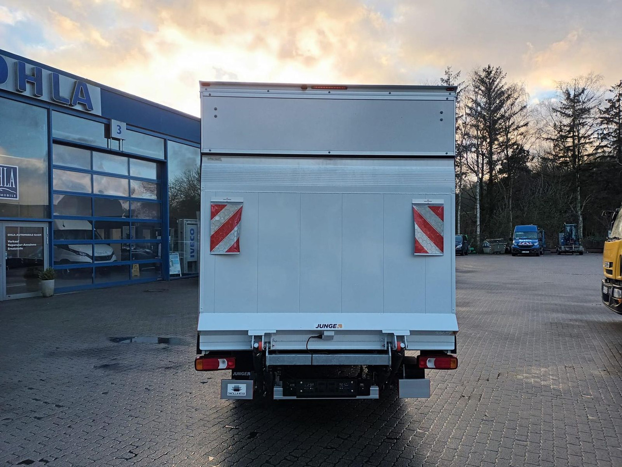 Iveco Daily 35S16HA8 Koffer LBW - ab 0% Finanzieren - Bestelwagen gesloten laadbak: afbeelding 3 Iveco Daily 35S16HA8 Koffer LBW - ab 0% Finanzieren - Bestelwagen gesloten laadbak: afbeelding 3