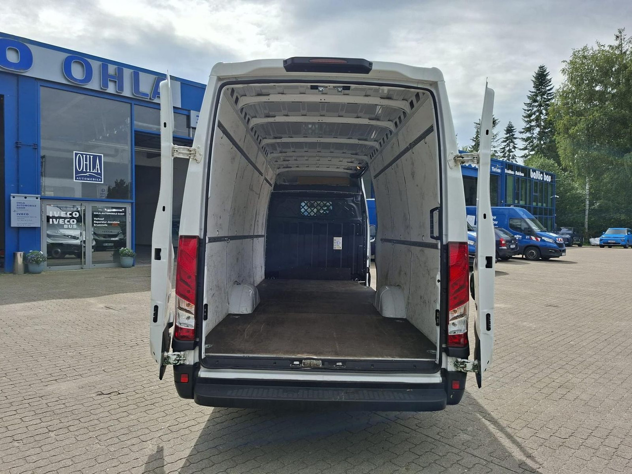Iveco Daily 35S16V Klima 4100 115 kW (156 PS), Auto... - Gesloten bestelwagen: afbeelding 5 Iveco Daily 35S16V Klima 4100 115 kW (156 PS), Auto... - Gesloten bestelwagen: afbeelding 5