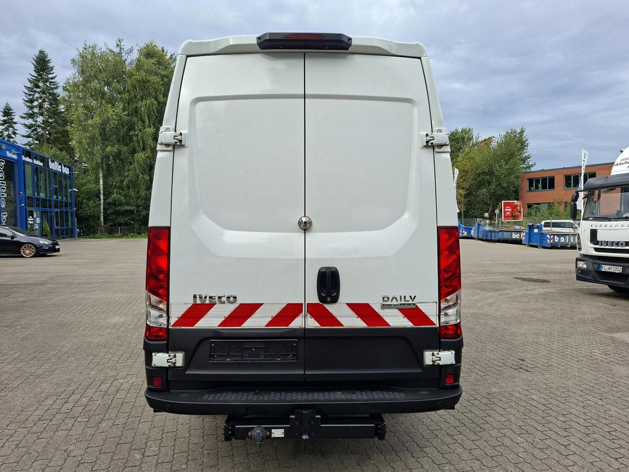 Iveco Daily 50C18HA8 V AHK, RADIO, KLIMA, 132 kW (1... - Bestelwagen met open laadbak: afbeelding 4 Iveco Daily 50C18HA8 V AHK, RADIO, KLIMA, 132 kW (1... - Bestelwagen met open laadbak: afbeelding 4