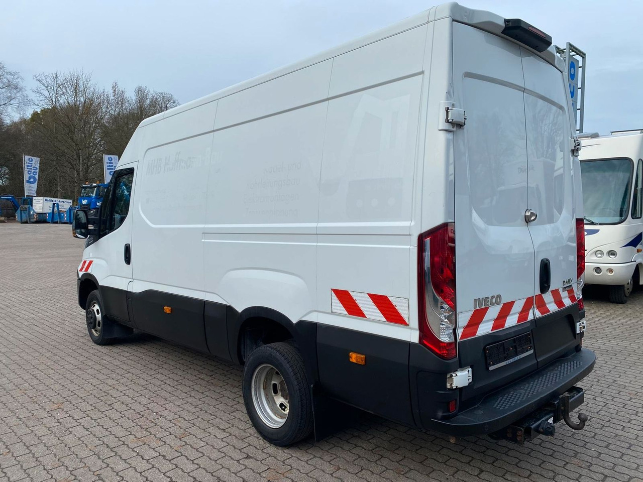 Iveco Daily 50C18HA8V 3520L *AHK* KLIMA*Sitzheizung... - Gesloten bestelwagen: afbeelding 4 Iveco Daily 50C18HA8V 3520L *AHK* KLIMA*Sitzheizung... - Gesloten bestelwagen: afbeelding 4