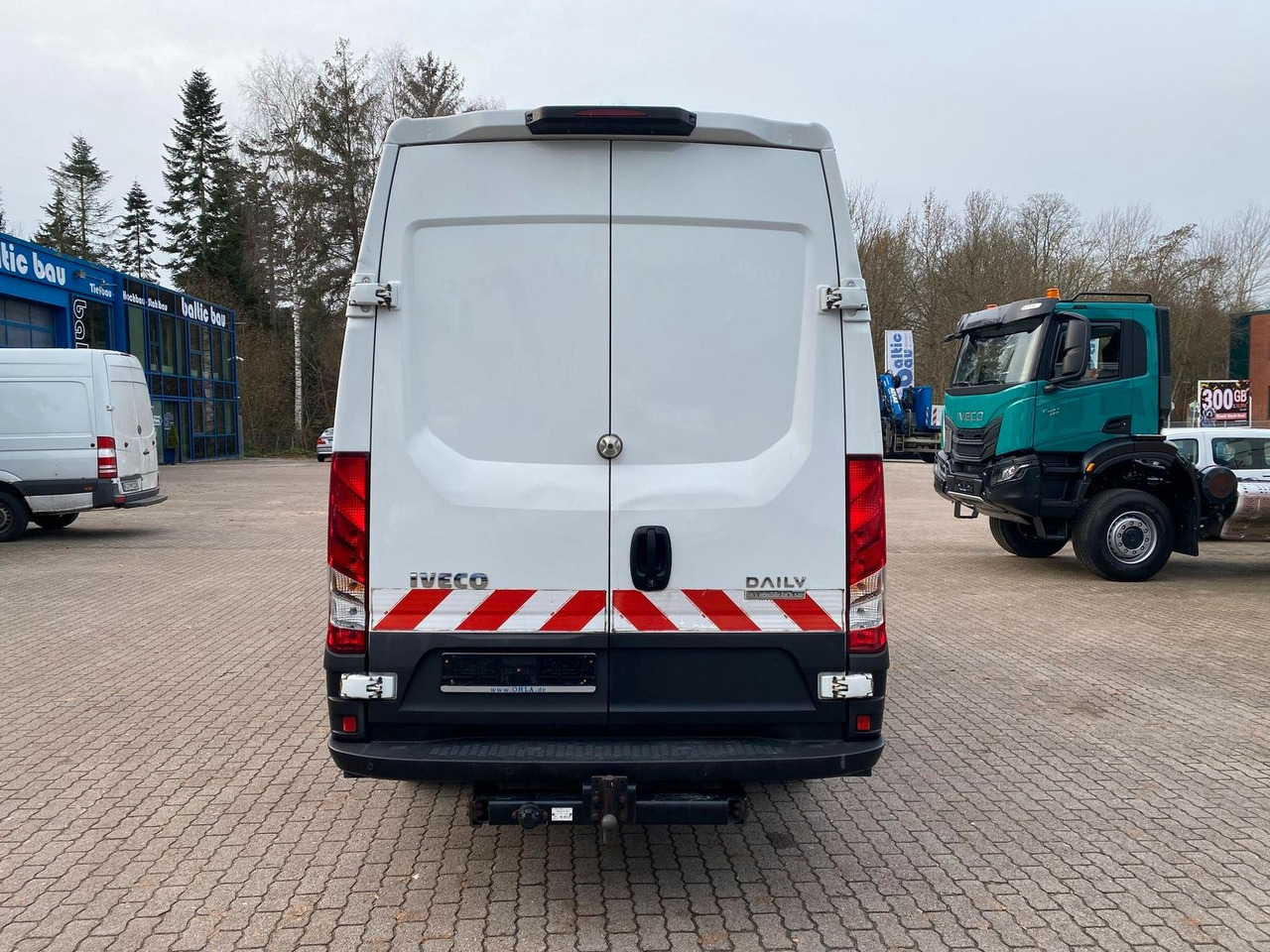 Iveco Daily 50C18HA8V 3520L *AHK* KLIMA*Sitzheizung... - Gesloten bestelwagen: afbeelding 5 Iveco Daily 50C18HA8V 3520L *AHK* KLIMA*Sitzheizung... - Gesloten bestelwagen: afbeelding 5