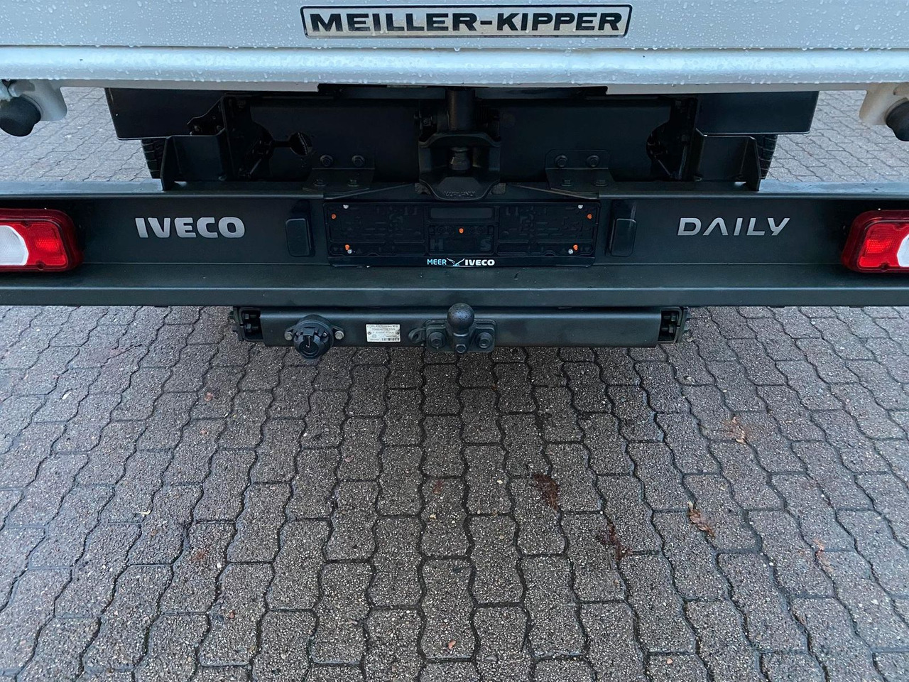 Iveco Daily 70C18H Meiler Dreiseitenkipper*AHK*RADI... - Kipper bestelwagen: afbeelding 5 Iveco Daily 70C18H Meiler Dreiseitenkipper*AHK*RADI... - Kipper bestelwagen: afbeelding 5